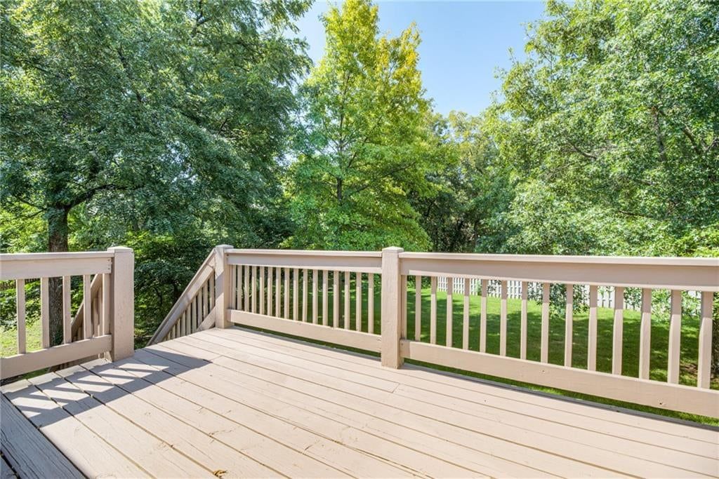 16509 W 80TH Terrace — photo 47