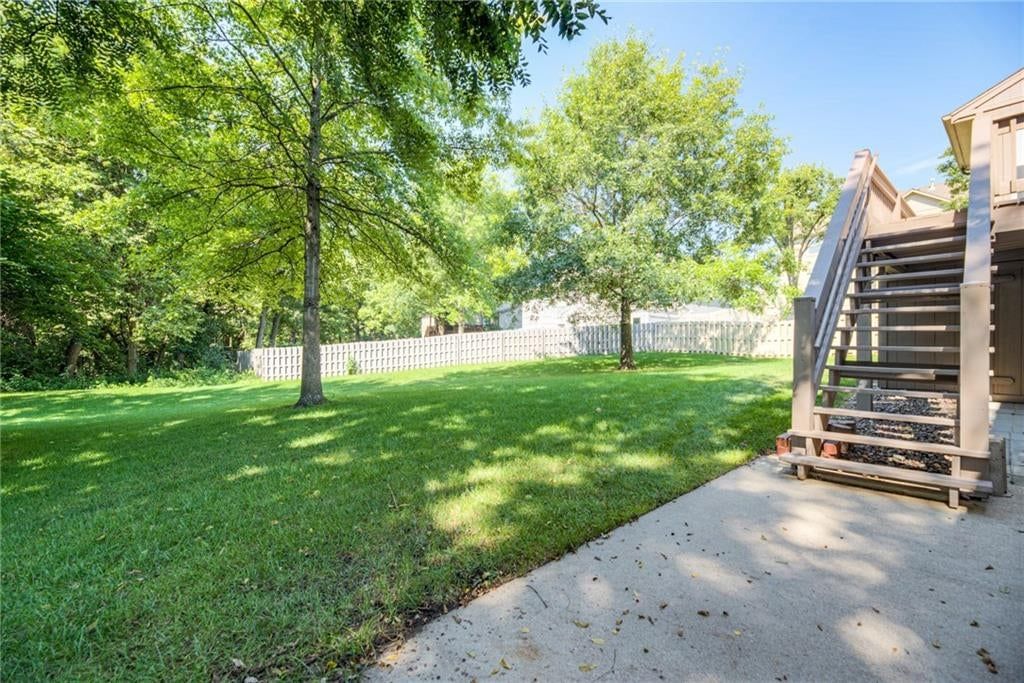 16509 W 80TH Terrace — photo 49