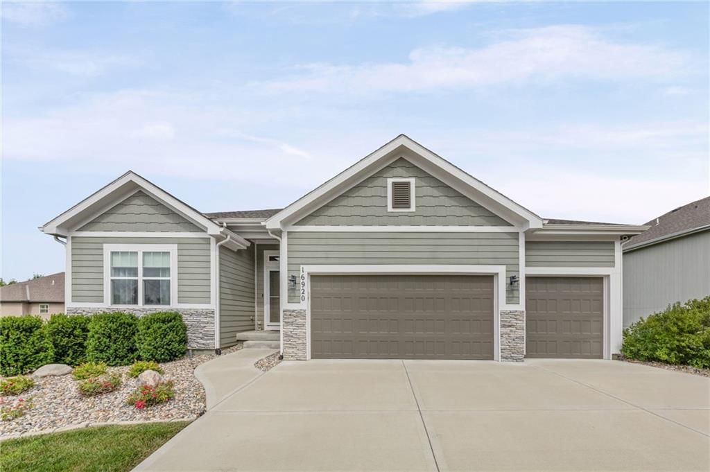 16920 NW 132nd Terrace, Platte City, MO