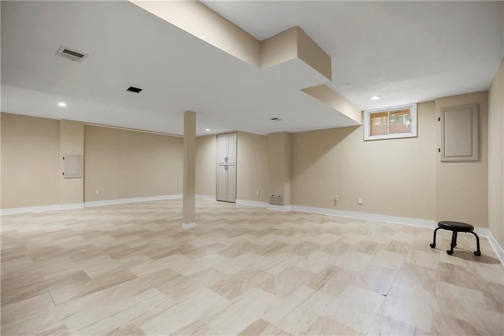 8807 W 132nd Terrace — photo 28
