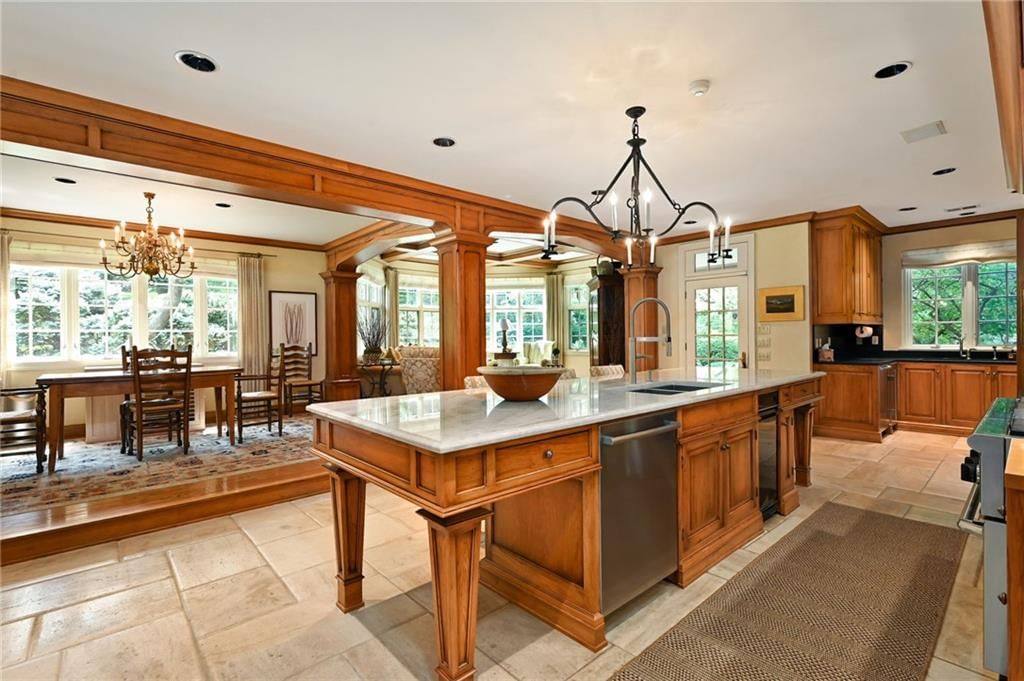 5800 Brookbank Lane — photo 37