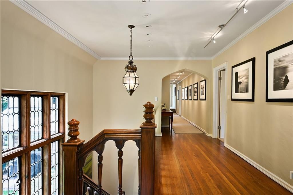 5800 Brookbank Lane — photo 43