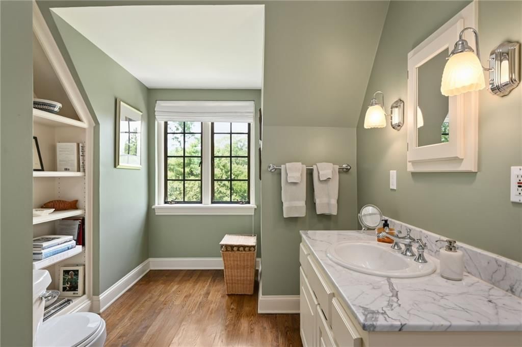 5800 Brookbank Lane — photo 58