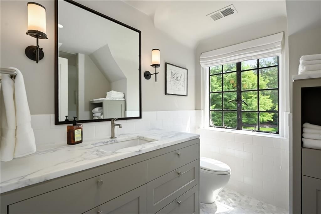 5800 Brookbank Lane — photo 65