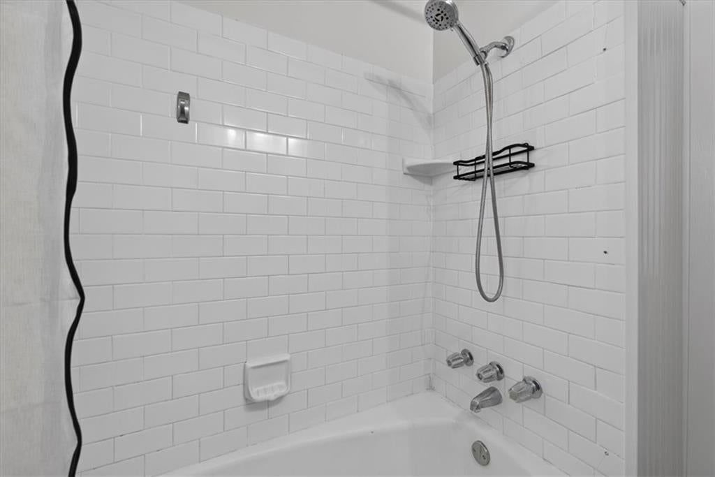 5737 Cherry Street — photo 39