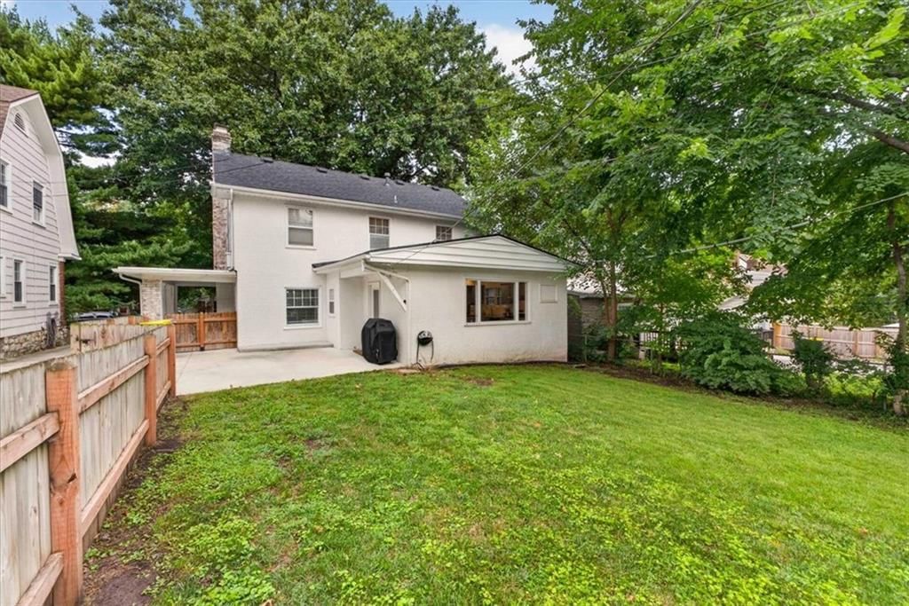 Photo 50 of 61 - 5737 Cherry Street, Kansas City, MO 64110