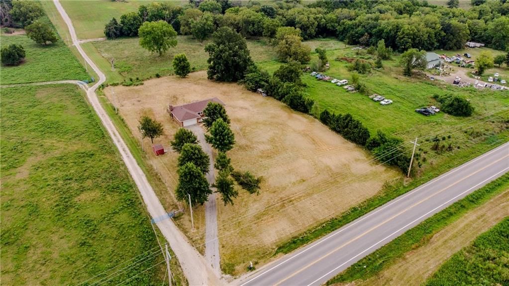 561 SE 13 Highway — photo 47