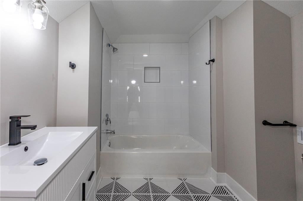 3517 Jefferson Street — photo 40