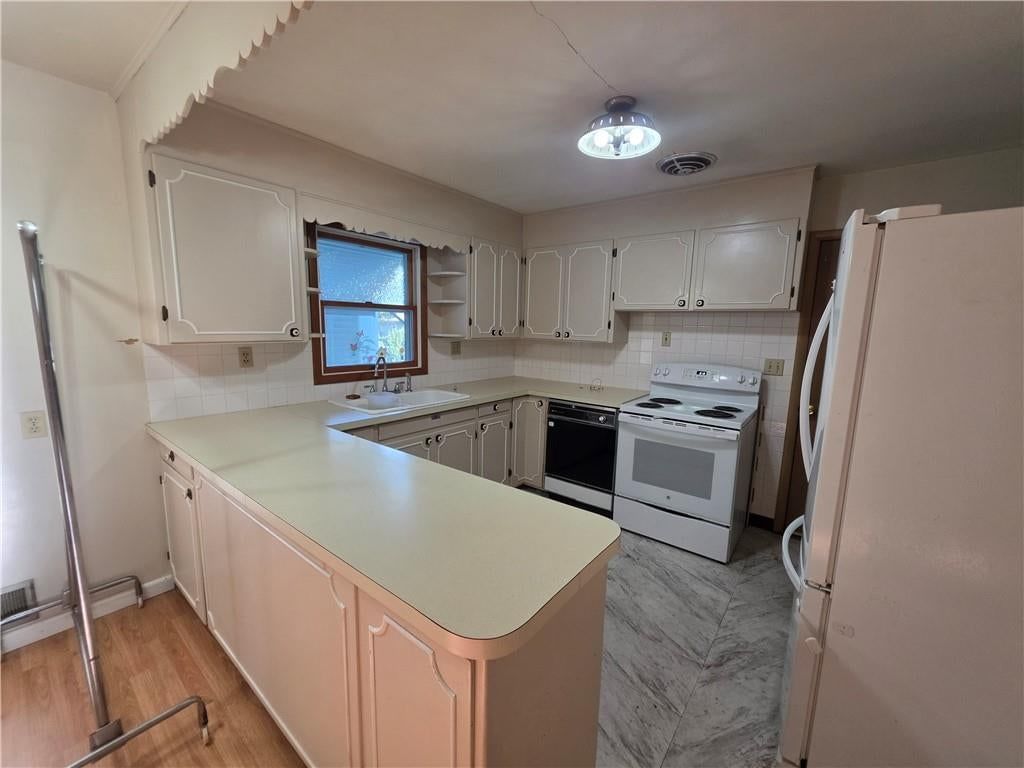 2126 S 48th Street — photo 14