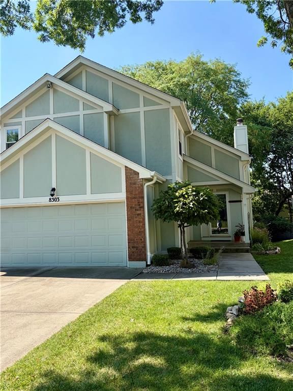 8303 W 121st Street, Overland Park, KS