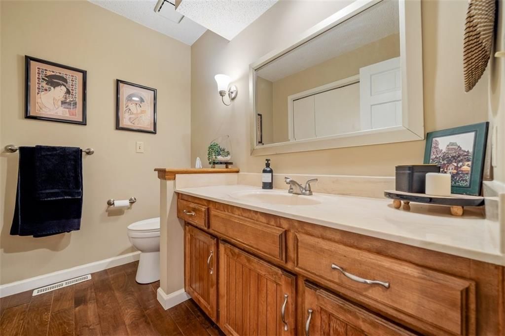 8303 W 121st Street — photo 11