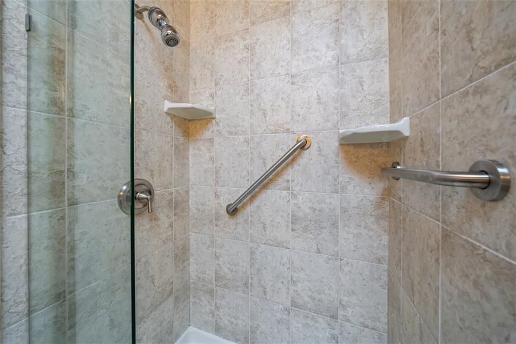 8303 W 121st Street — photo 16