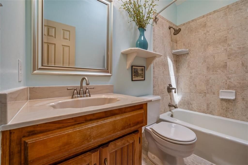 8303 W 121st Street — photo 19