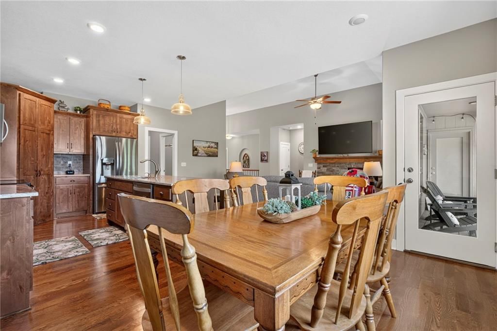 102 Dorchester Drive — photo 13