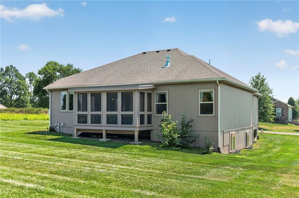 102 Dorchester Drive — photo 42