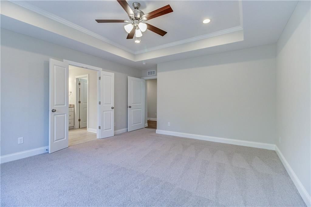3100 N 118th Street — photo 11