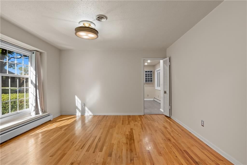 Photo 6 of 54 - 1506 SW 6th Street, Lee's Summit, MO 64081