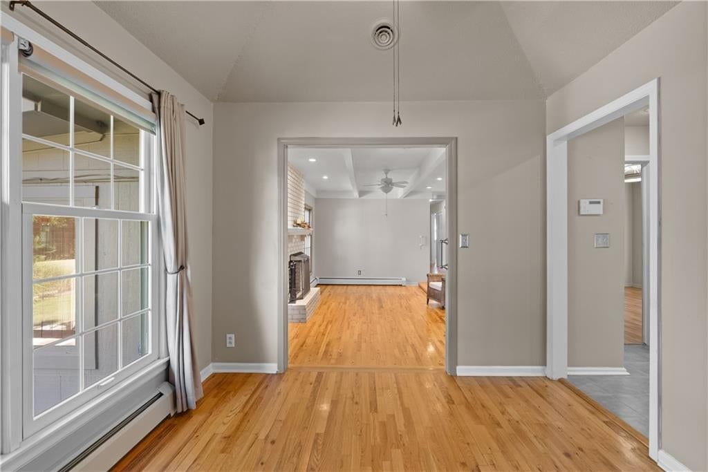 Photo 16 of 54 - 1506 SW 6th Street, Lee's Summit, MO 64081