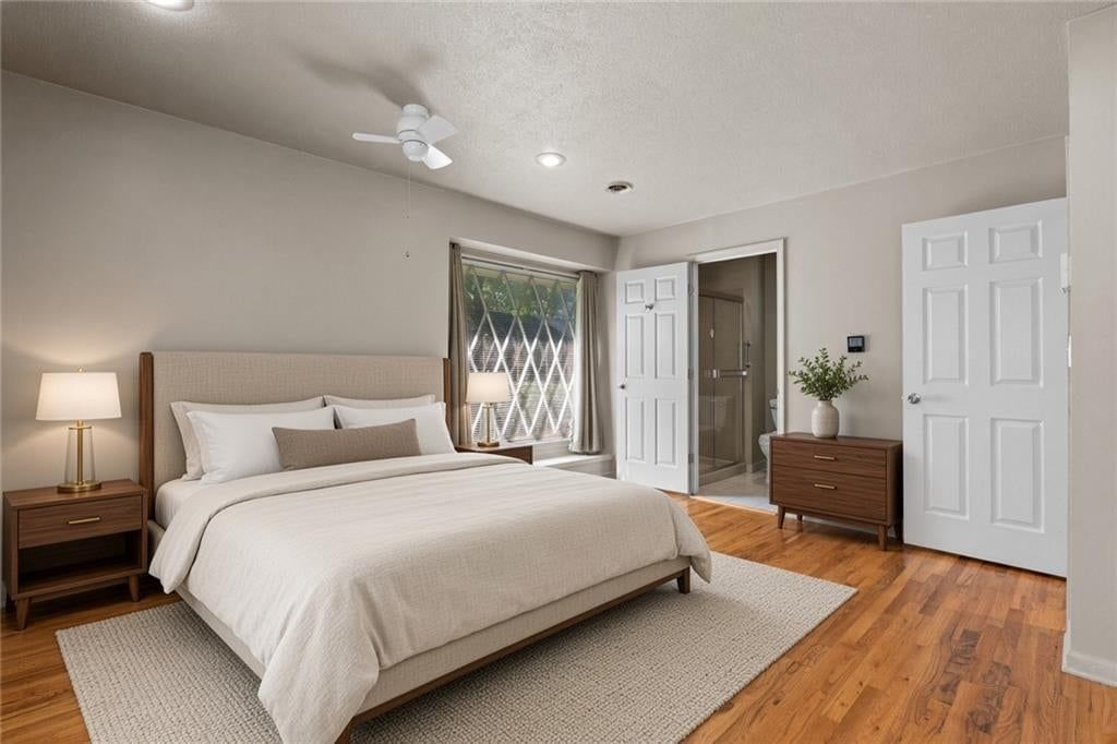 Photo 25 of 54 - 1506 SW 6th Street, Lee's Summit, MO 64081