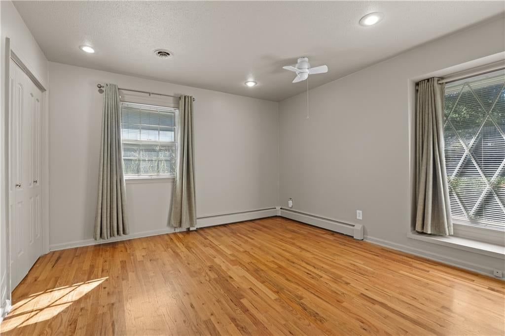 Photo 26 of 54 - 1506 SW 6th Street, Lee's Summit, MO 64081
