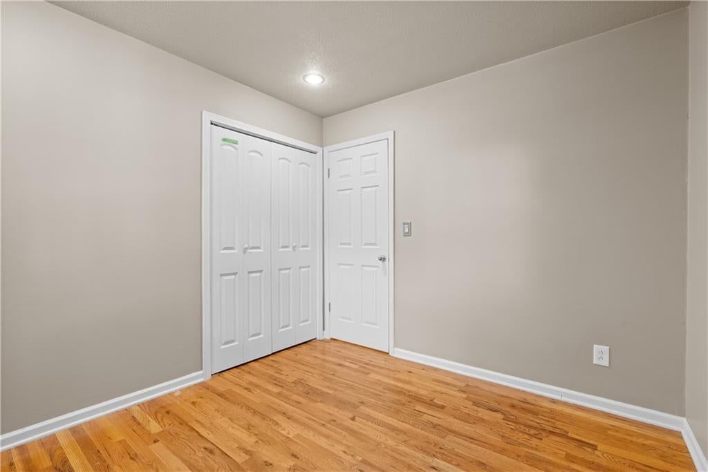 Photo 30 of 54 - 1506 SW 6th Street, Lee's Summit, MO 64081