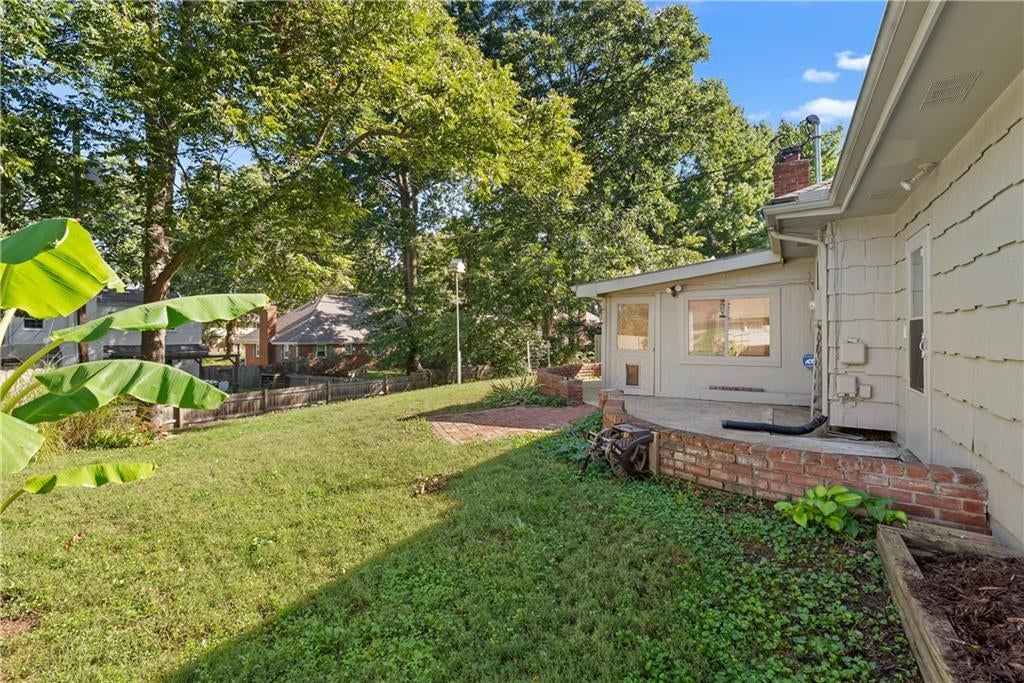 Photo 50 of 54 - 1506 SW 6th Street, Lee's Summit, MO 64081