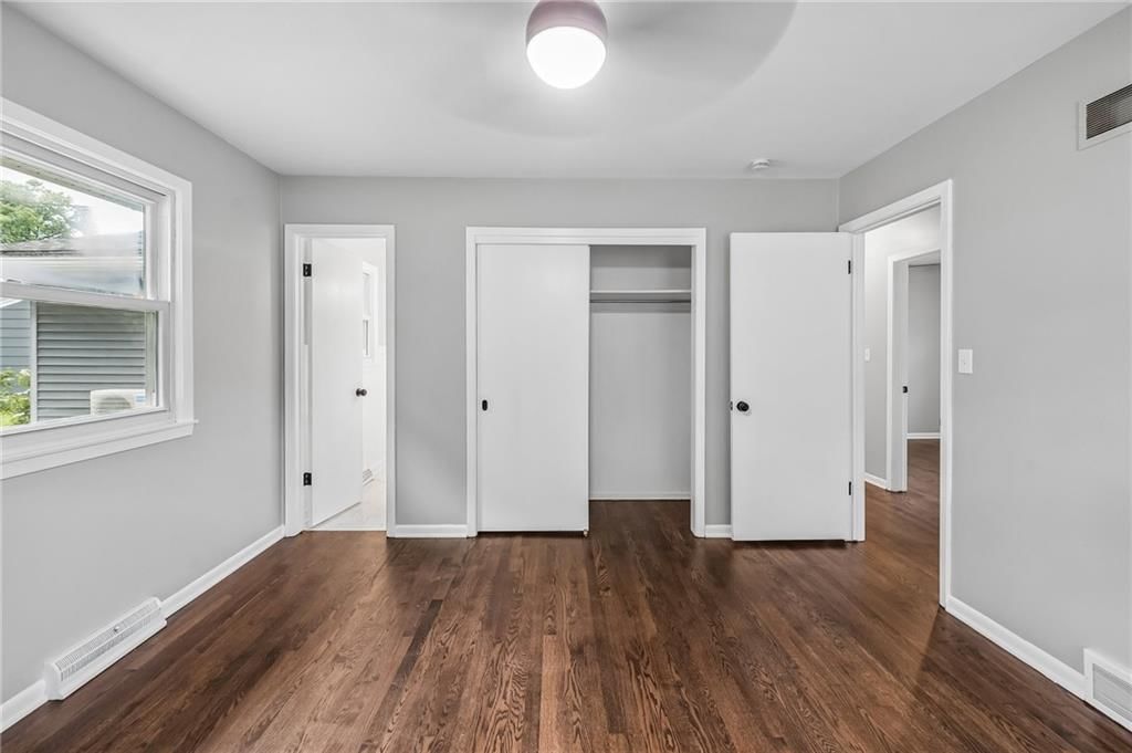 3741 N Brighton Avenue — photo 12