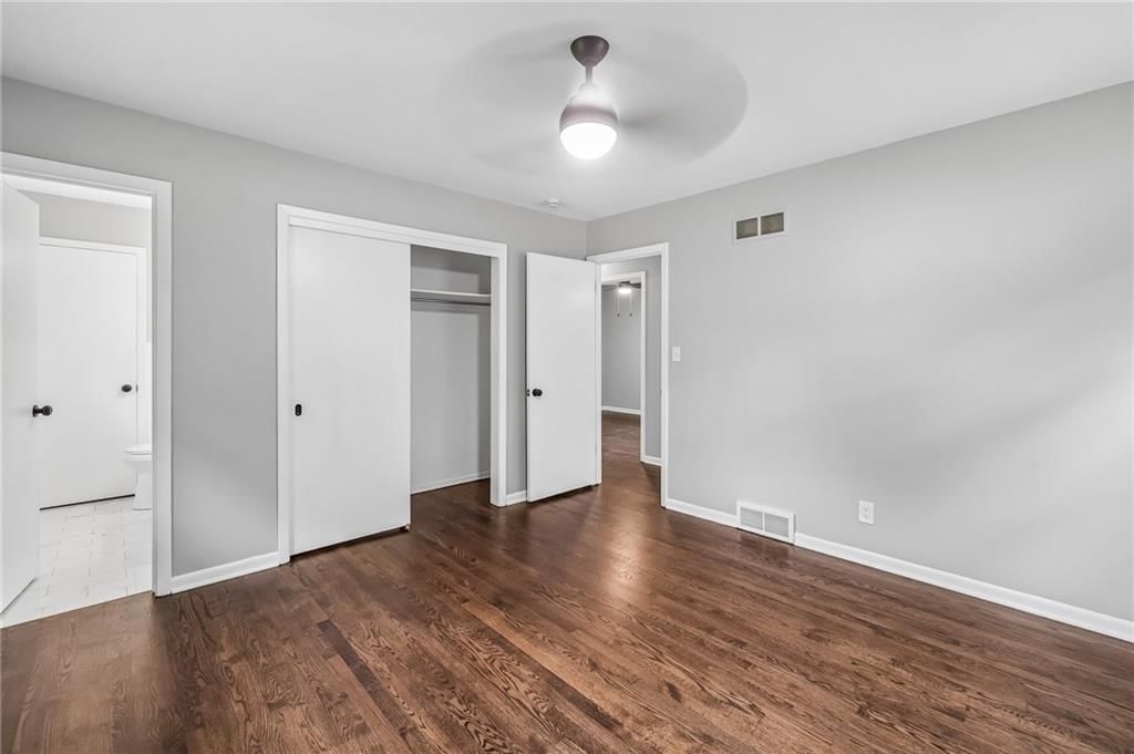 3741 N Brighton Avenue — photo 13