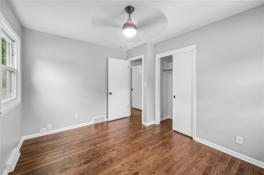 3741 N Brighton Avenue — photo 18