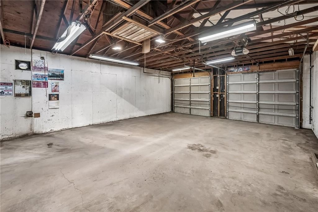 3741 N Brighton Avenue — photo 24