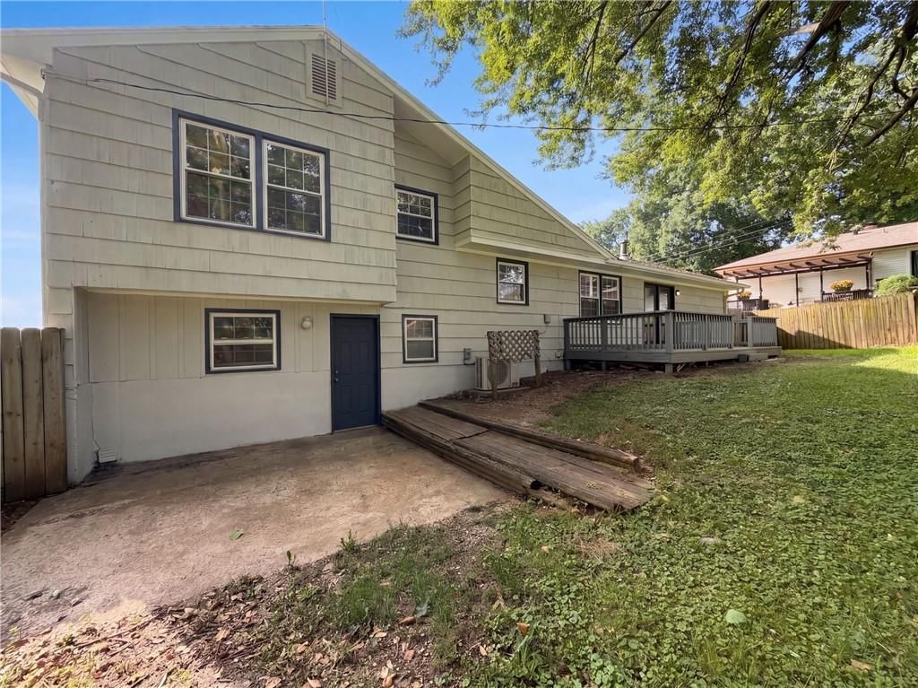 Photo 15 of 17 - 12904 E 54th Street, Kansas City, MO 64133