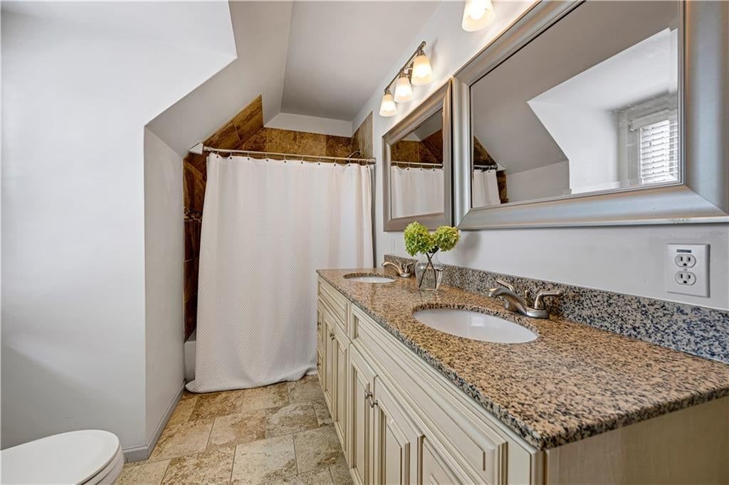 6811 Rockhill Road — photo 32