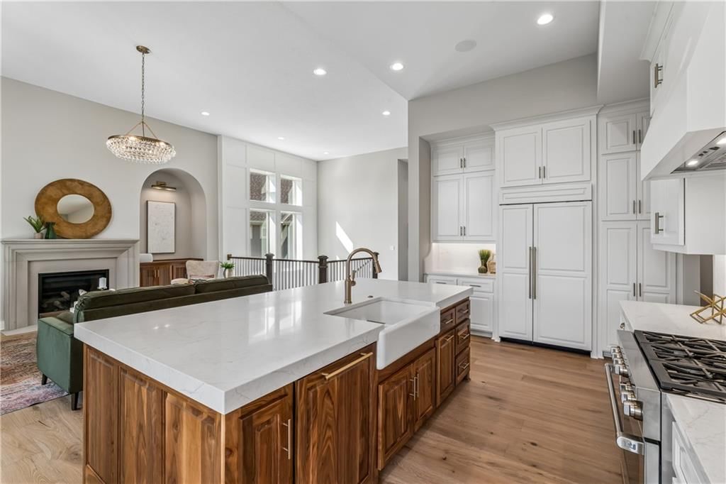 Photo 14 of 66 - 24948 W 98th Place, Lenexa, KS 66227