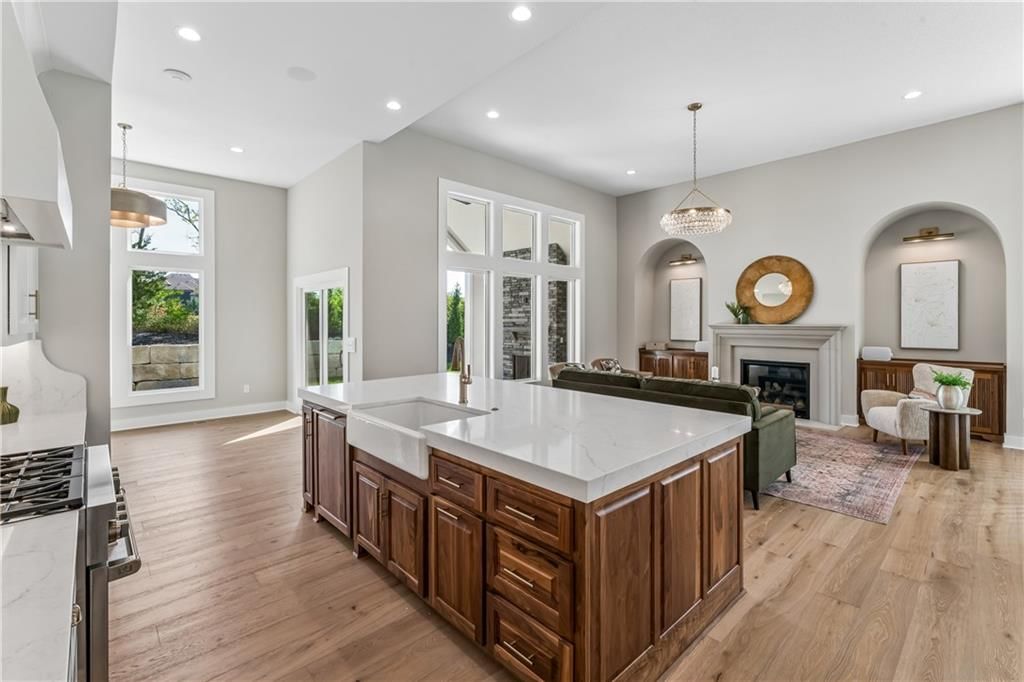 Photo 16 of 66 - 24948 W 98th Place, Lenexa, KS 66227