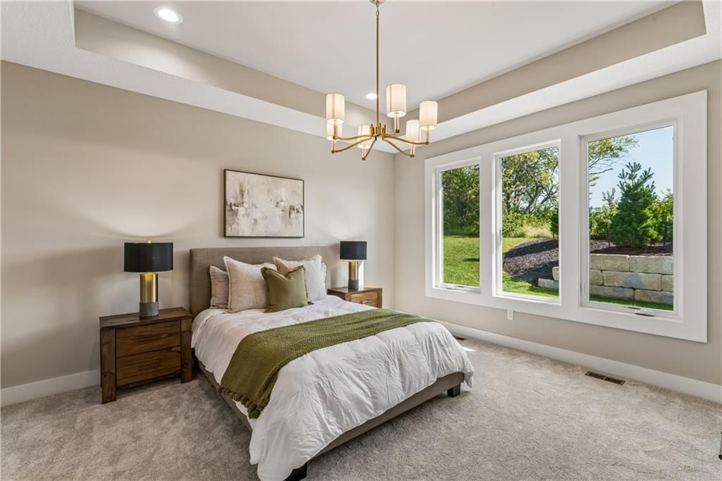 Photo 23 of 66 - 24948 W 98th Place, Lenexa, KS 66227