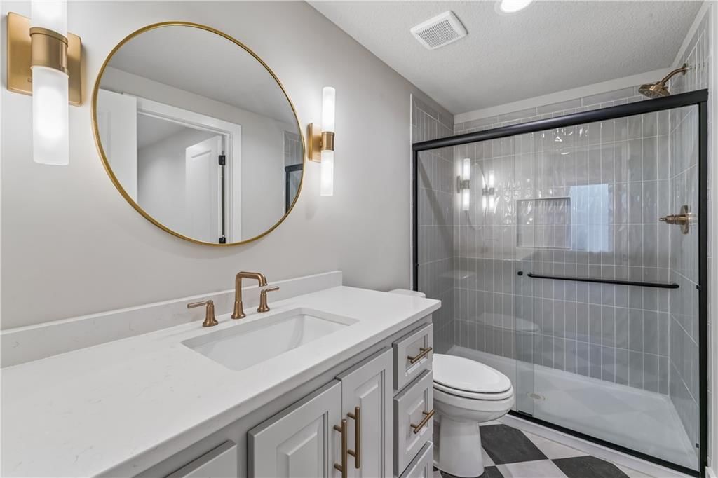 Photo 44 of 66 - 24948 W 98th Place, Lenexa, KS 66227