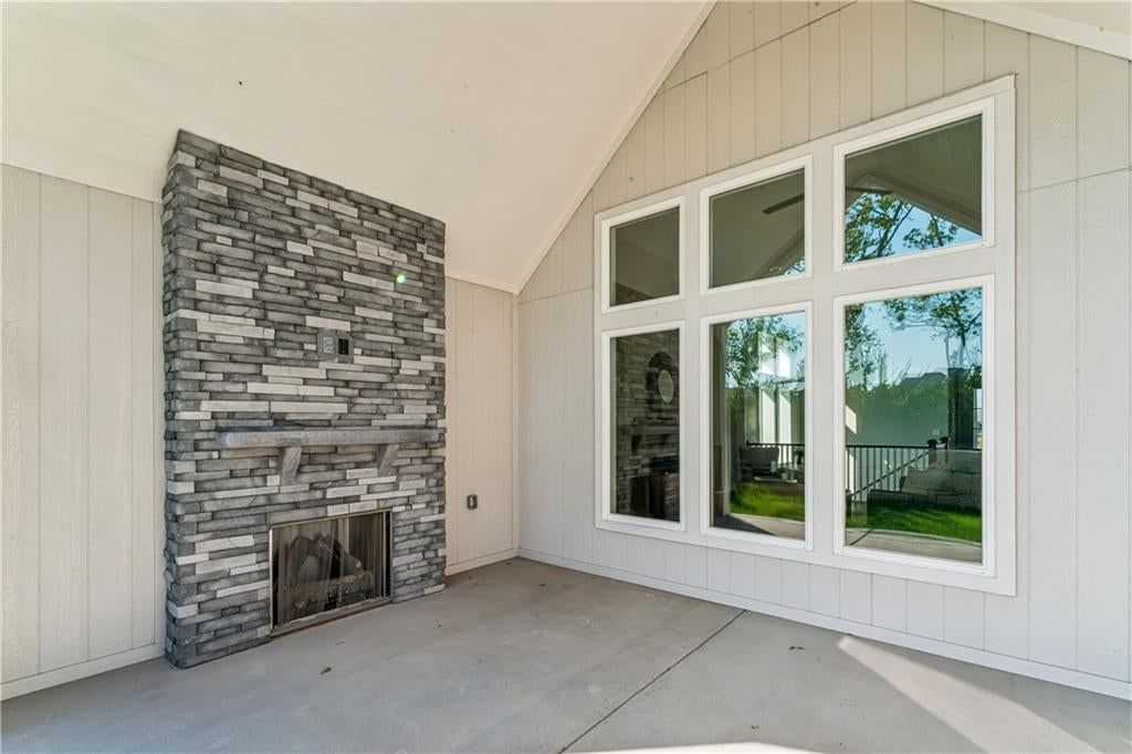 Photo 57 of 66 - 24948 W 98th Place, Lenexa, KS 66227