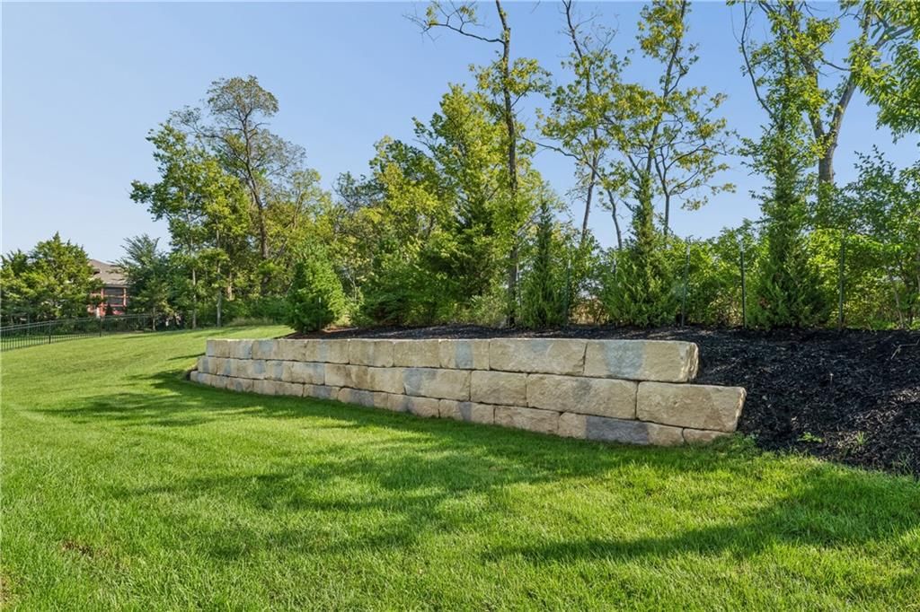 Photo 61 of 66 - 24948 W 98th Place, Lenexa, KS 66227