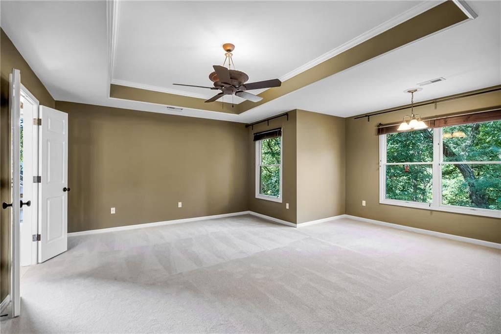 Photo 28 of 72 - 4606 AMINDA Street, Shawnee, KS 66226