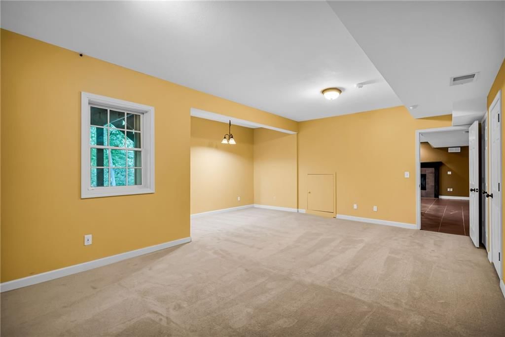 Photo 52 of 72 - 4606 AMINDA Street, Shawnee, KS 66226