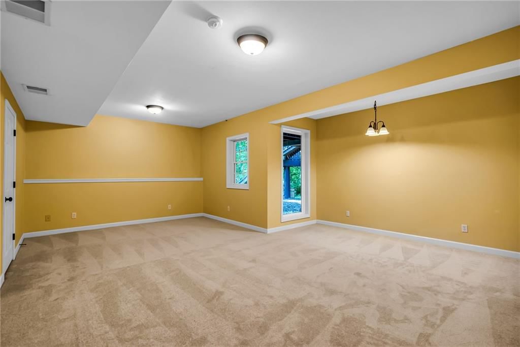 Photo 53 of 72 - 4606 AMINDA Street, Shawnee, KS 66226