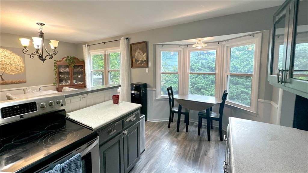 10405 BALTIMORE Avenue — photo 17