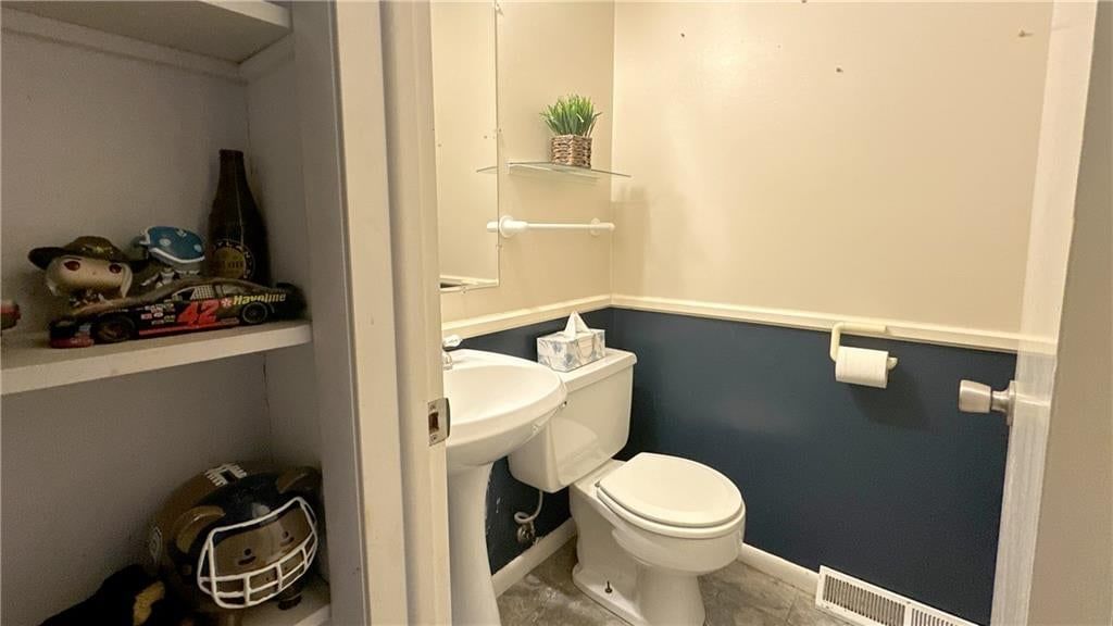 10405 BALTIMORE Avenue — photo 18