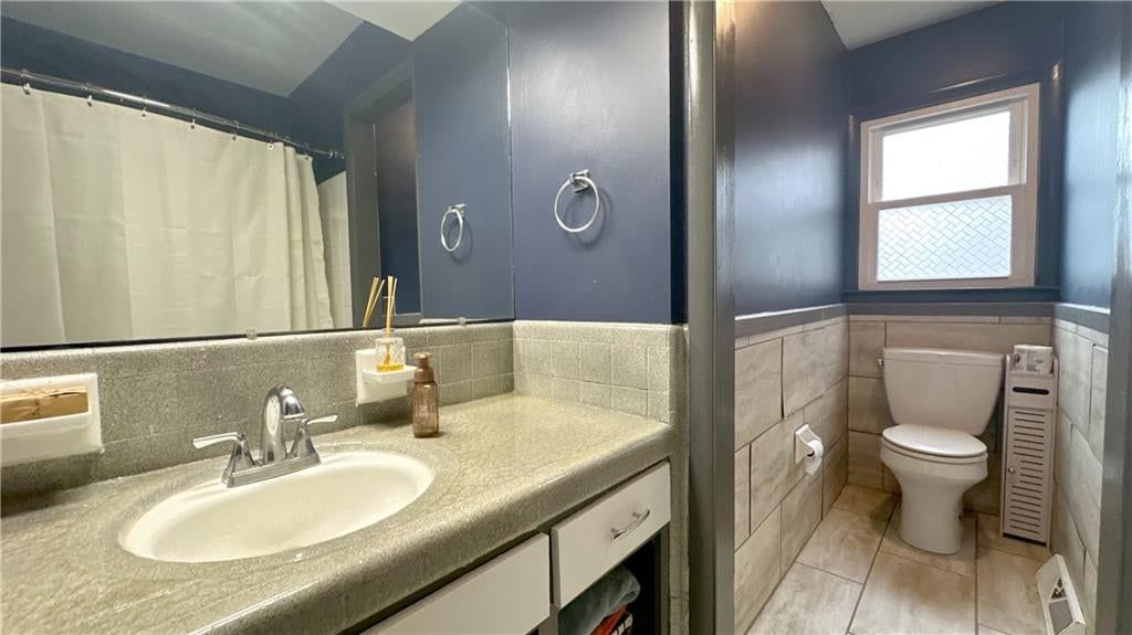 10405 BALTIMORE Avenue — photo 21