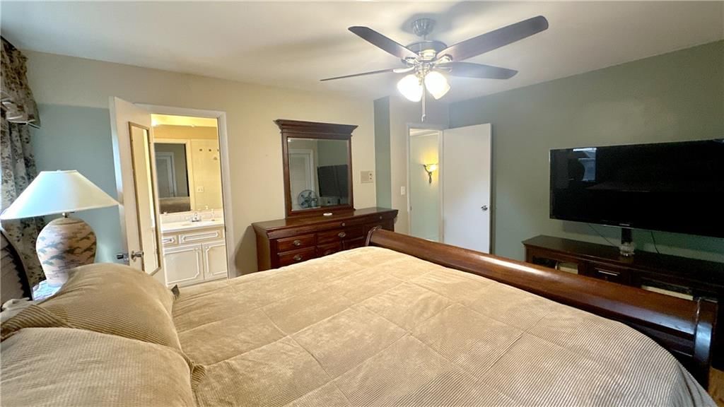 10405 BALTIMORE Avenue — photo 29