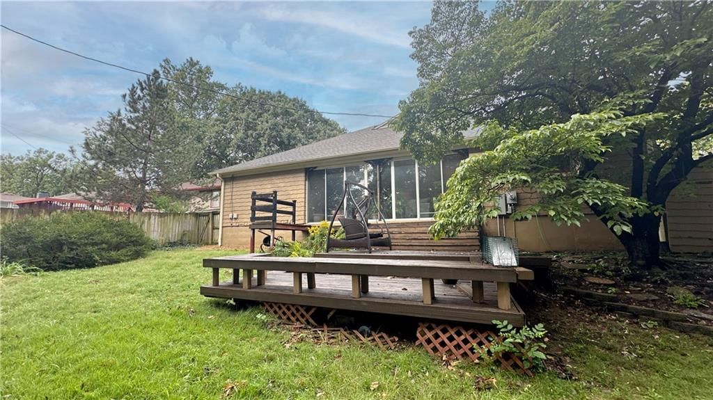 10405 BALTIMORE Avenue — photo 33