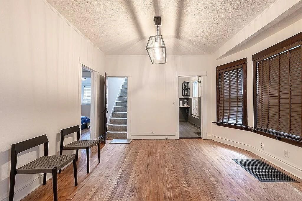 4231 Wyoming Street — photo 5