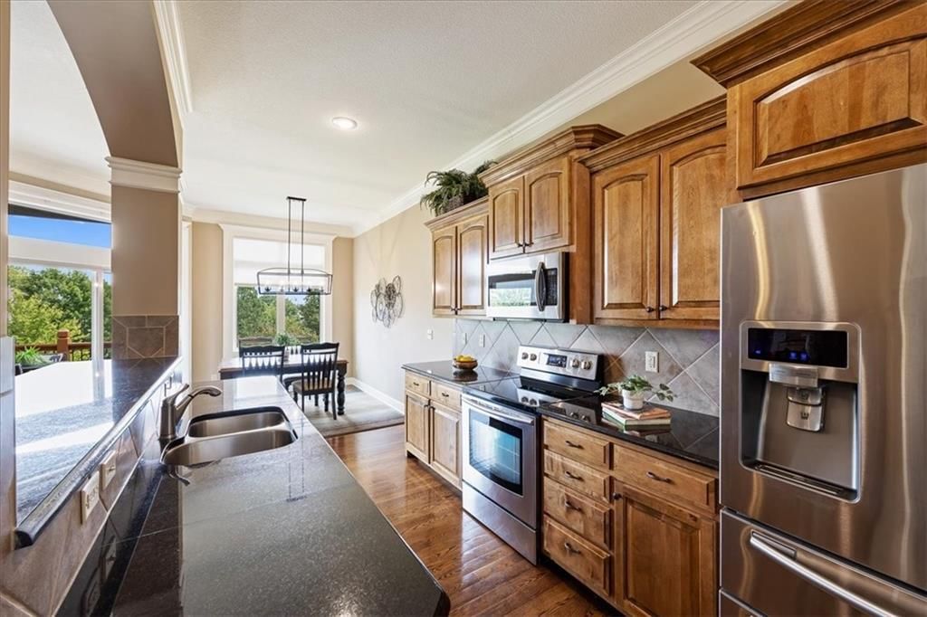 10007 MILLSTONE Drive — photo 8
