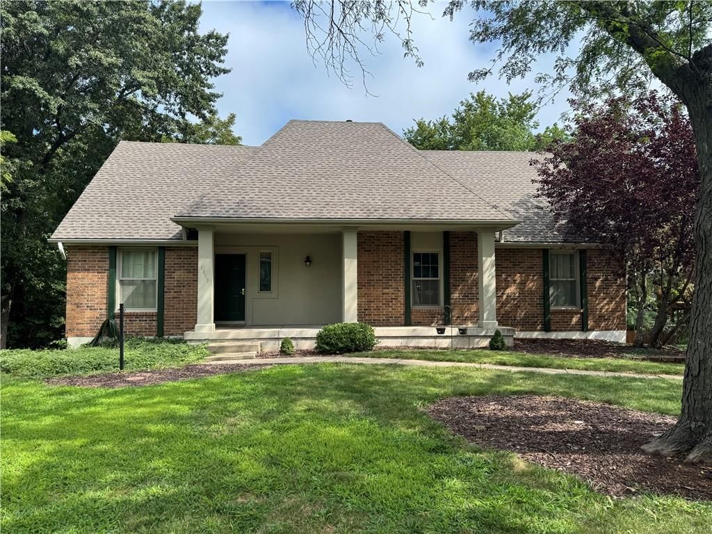 1313 NW Porter Drive, Blue Springs, MO