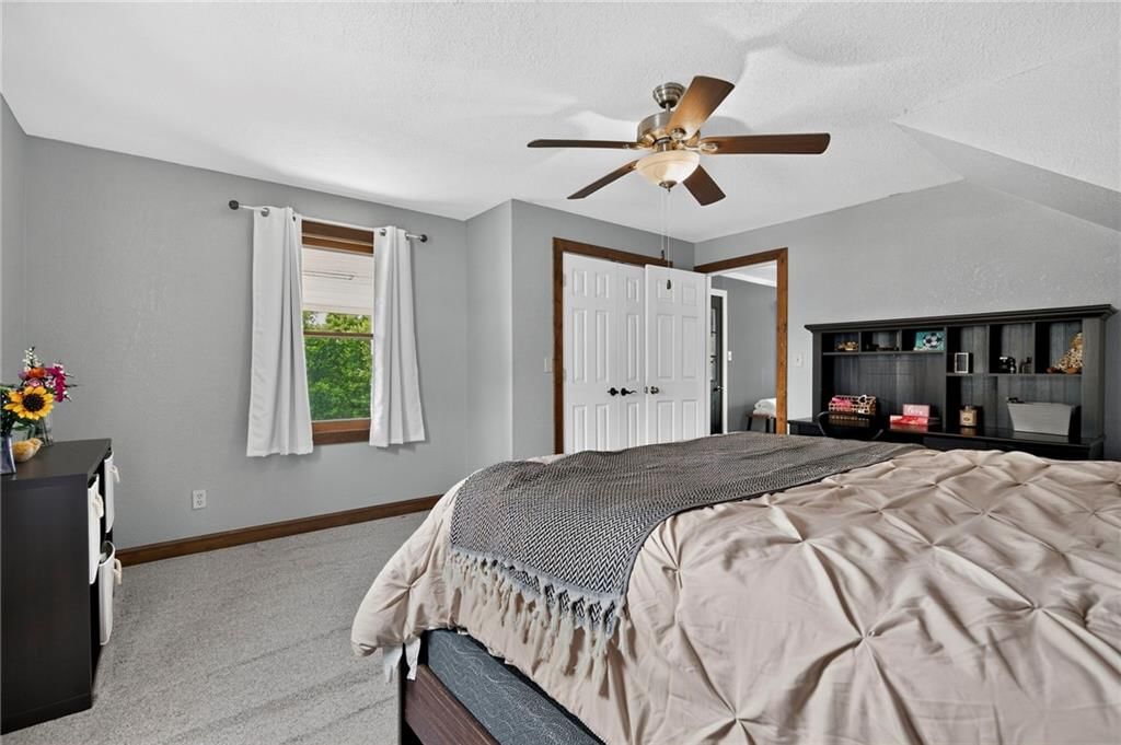 22440 Highway M — photo 23